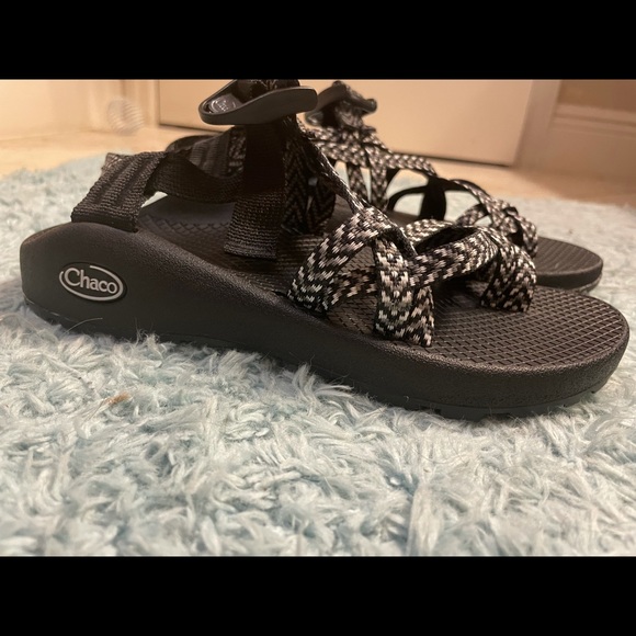 Chacos Size 6 - Picture 2 of 3